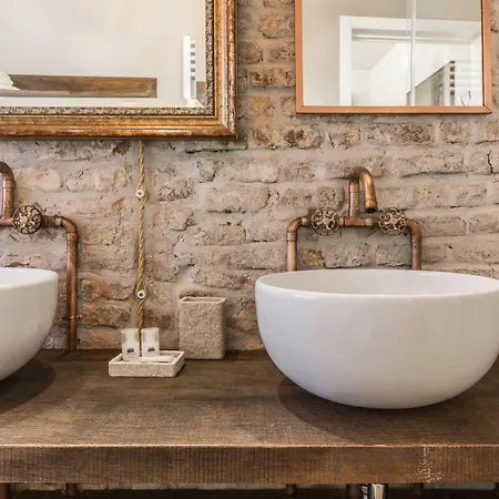 Ca' Via Della Seta *